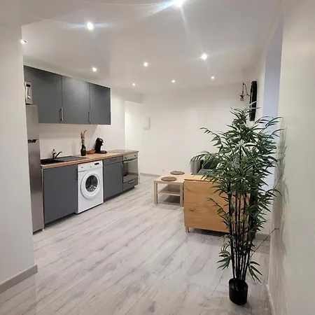 Appartement Le Provencal à Saint-Mitre-les-Remparts Extérieur photo